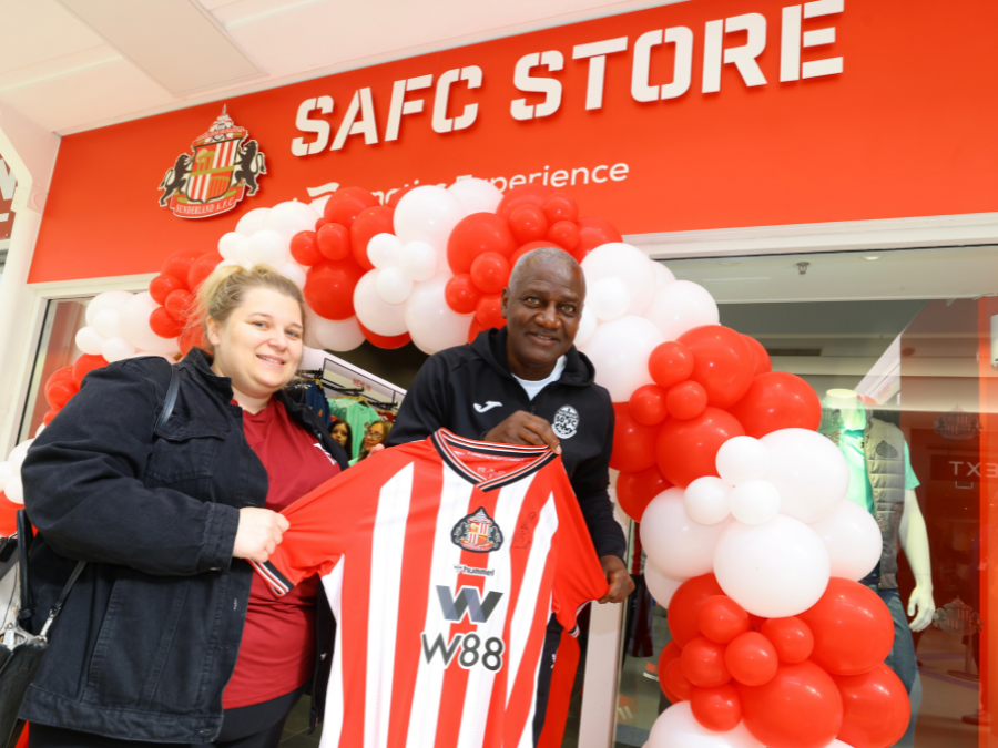 Gary Bennett opens new SAFC store